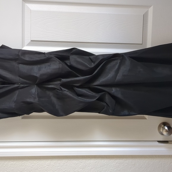 Betsy and Adam black evening dress size 14/12 - Picture 4 of 4